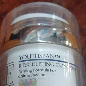 ELYSEE YOUTHSPAN RESCULPTING CONCENTRATE Chin &Jawline - 28g/1 oz - NEW